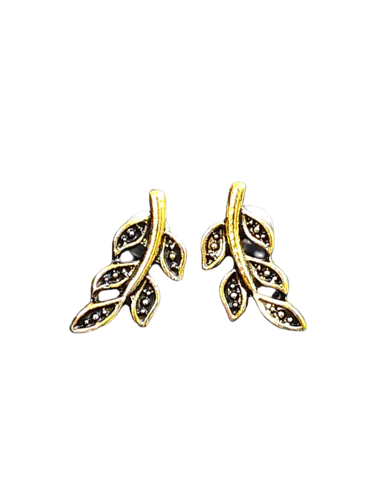 Golden Leaf Tiny Studs (7)